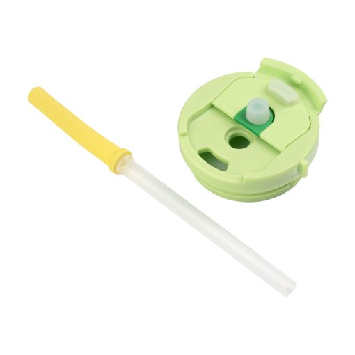 ● It comes with a leak-proof thumb-slide lid that has a straw hole.