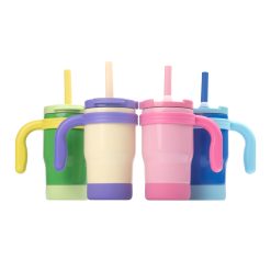 Made of high-quality food-grade stainless steel, this travel mug features double-wall vacuum insulation to keep drinks hot or cold for hours.