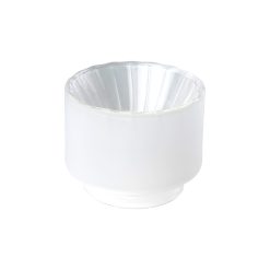 ● Integrated design prevents spills during coffee brewing.